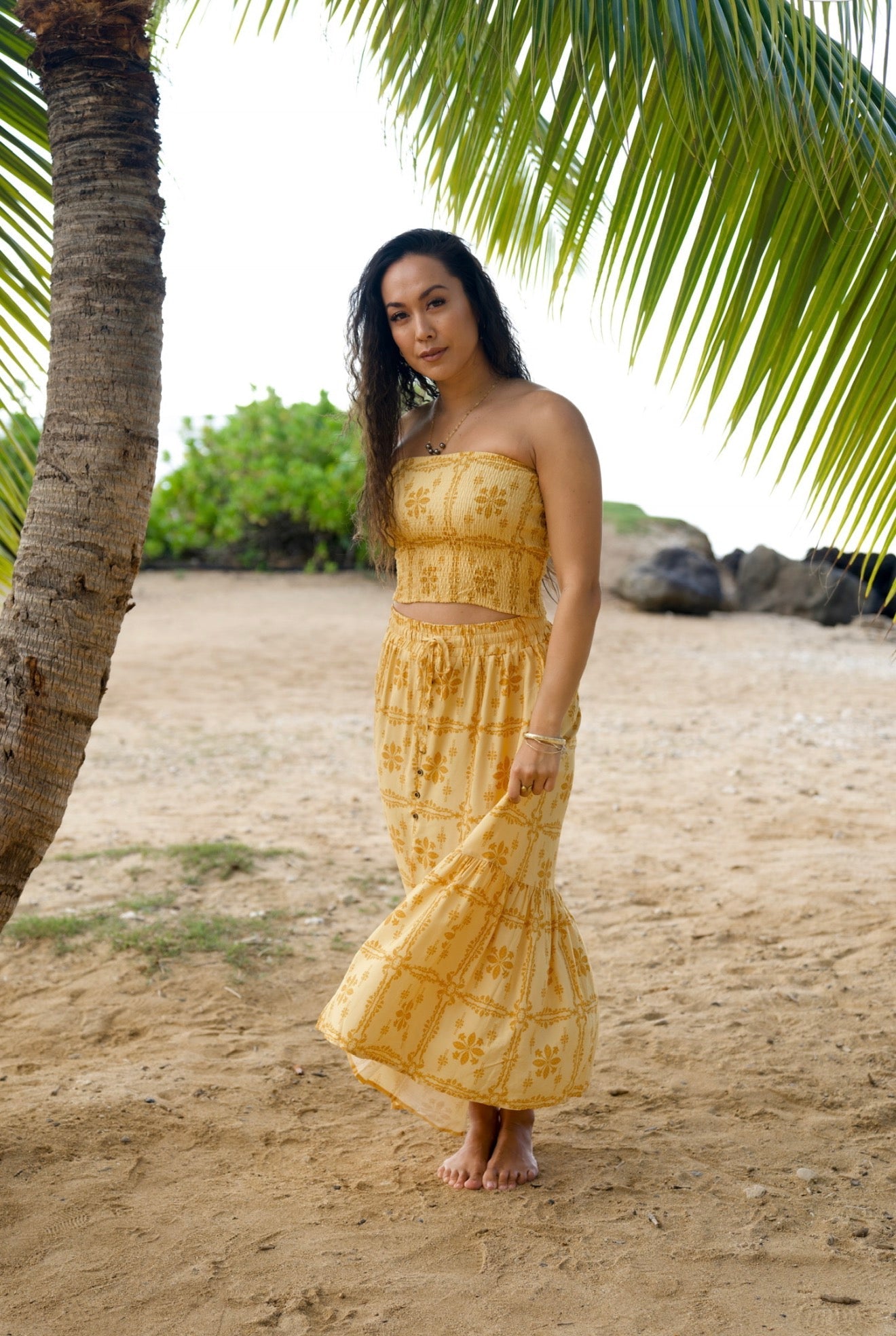 Kiki Smocked Top in Pua Kenikeni Glow