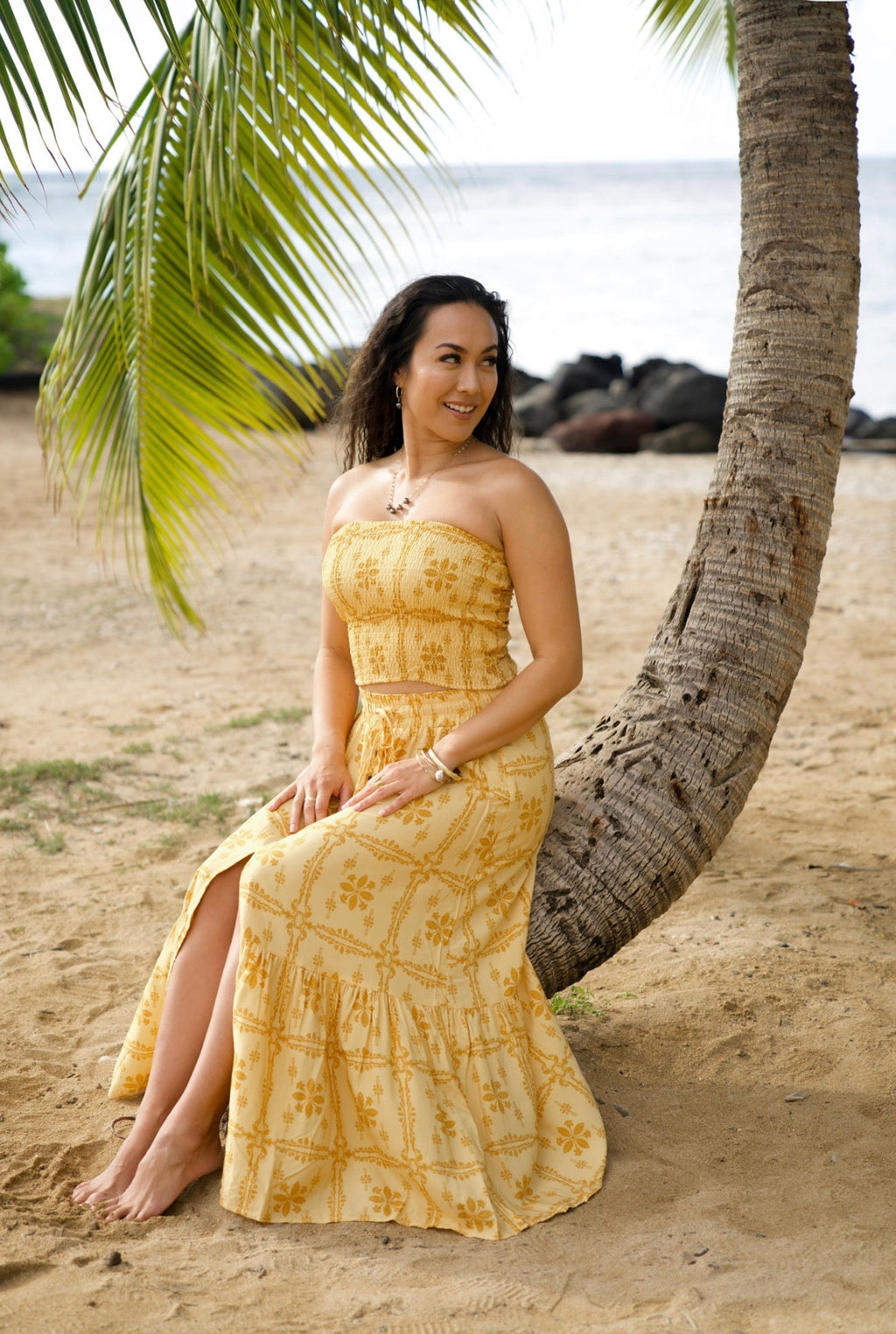 Kiki Smocked Top in Pua Kenikeni Glow