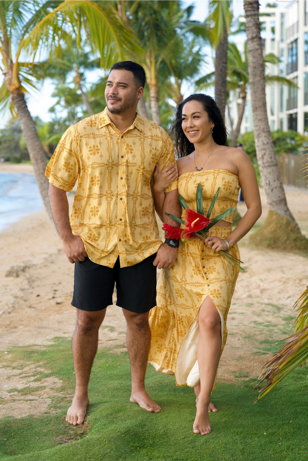 Pua Keni Glow Men’s Aloha Shirt